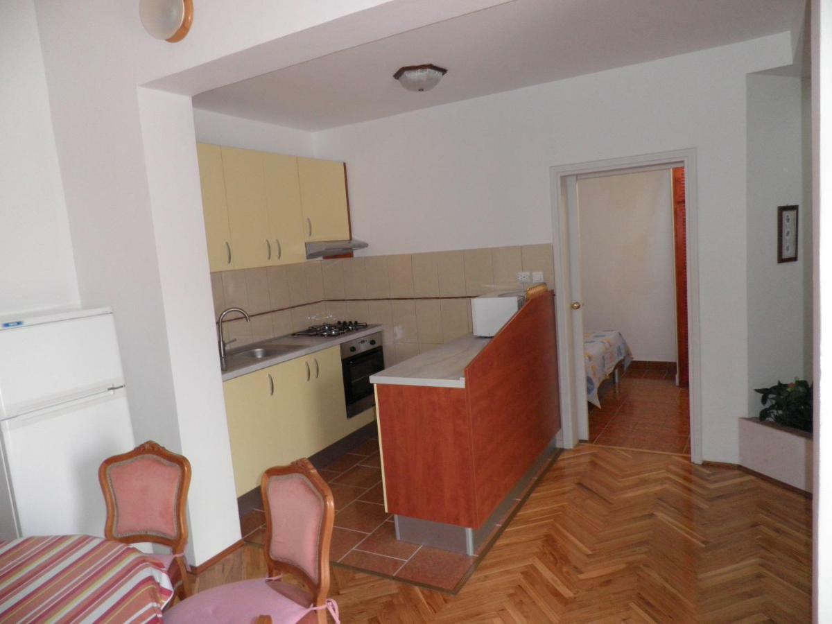 Artneo Apartmani Novalja Luaran gambar